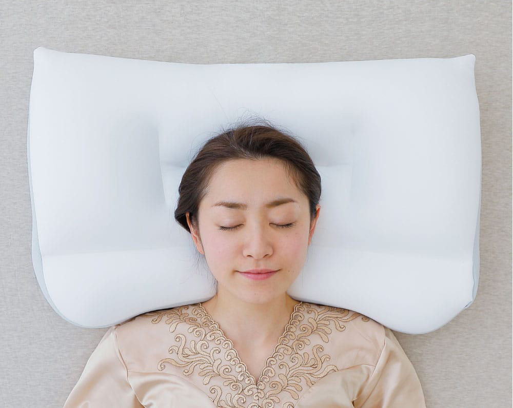 王様の夢枕Ⅱで眠る女性
